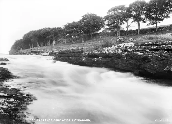 Framed Print : Rapids on the R. Erne at Ballyshannon Framed Print : Rapids on the R. Erne at Ballyshannon