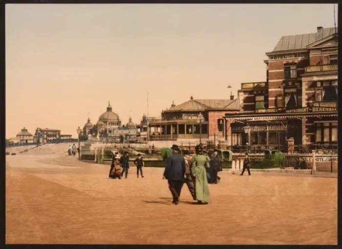 Framed Print : Rauch Hotel, Scheveningen, Holland Framed Print : Rauch Hotel, Scheveningen, Holland