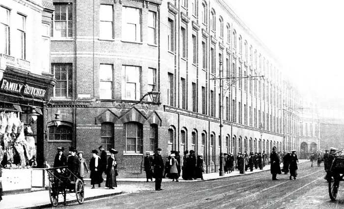 Framed Print : Reading Biscuit Factory early 1900s Framed Print : Reading Biscuit Factory early 1900s
