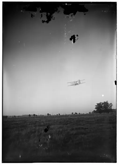 Framed Print : Rear view of flight 46, Orville turning to the left; Huffman Framed Print : Rear view of flight 46, Orville turning to the left; Huffman