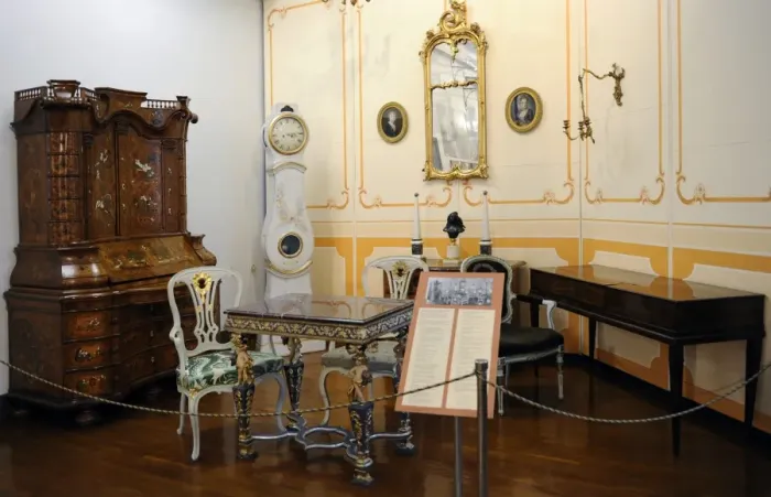 Framed Print : Recreation room. Decor and rococo furniture Framed Print : Recreation room. Decor and rococo furniture
