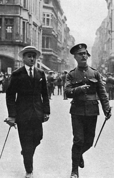 Framed Print : Recruitment in the City of London, WW1 Framed Print : Recruitment in the City of London, WW1