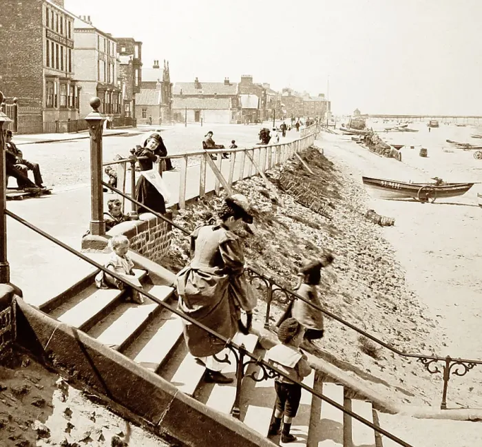 Framed Print : Redcar Esplanade, Victorian period Framed Print : Redcar Esplanade, Victorian period
