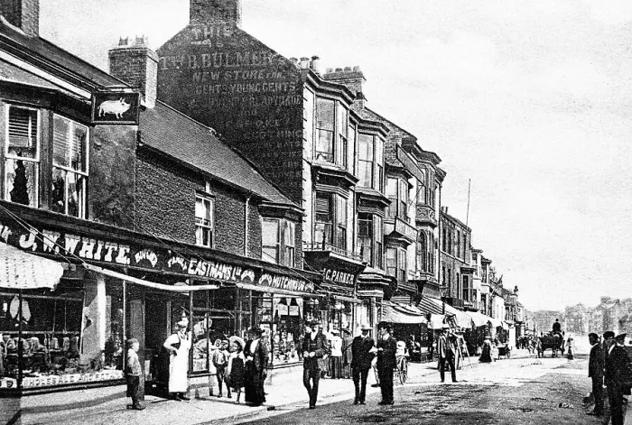 Framed Print : Redcar High Street early 1900s Framed Print : Redcar High Street early 1900s