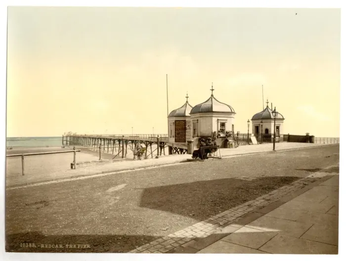 Framed Print : Redcar, the pier, Yorkshire, England Framed Print : Redcar, the pier, Yorkshire, England