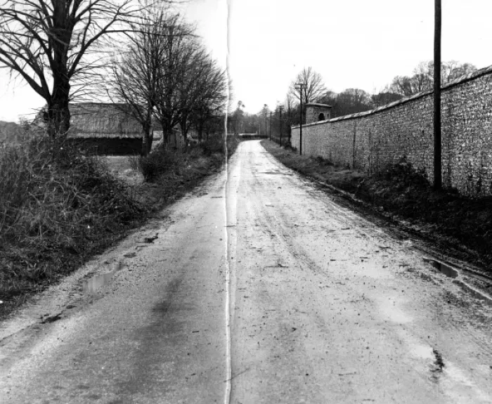Framed Print : Redvins Road, Halnaker Framed Print : Redvins Road, Halnaker