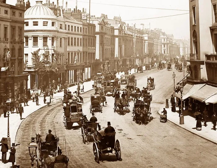 Framed Print : Regent Street, London Framed Print : Regent Street, London