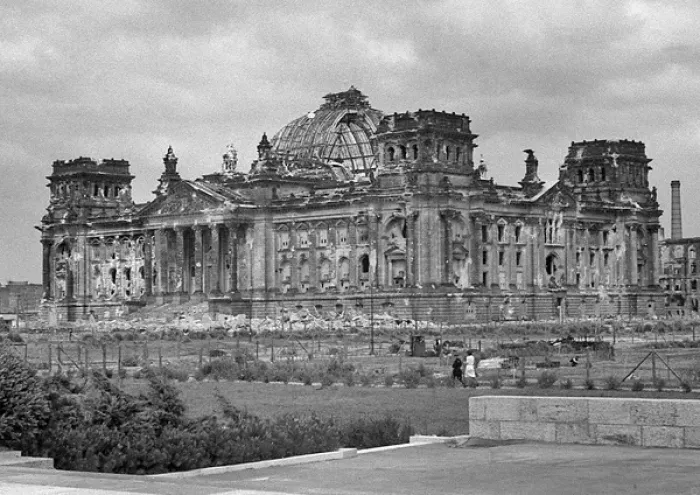 Framed Print : Reichstag building, Berlin, Germany Framed Print : Reichstag building, Berlin, Germany