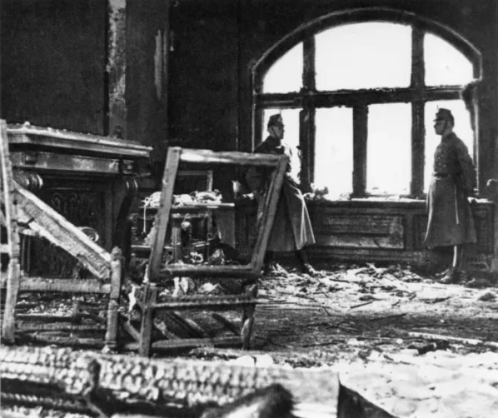 Framed Print : Reichstag Fire 1933 Framed Print : Reichstag Fire 1933