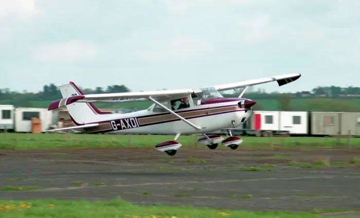 Framed Print : Reims-Cessna F. 172H Skyhawk G-AXDI Framed Print : Reims-Cessna F. 172H Skyhawk G-AXDI