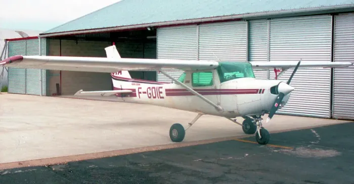 Framed Print : Reims-Cessna F152 F-GDIE Framed Print : Reims-Cessna F152 F-GDIE