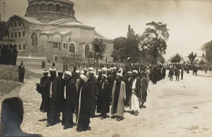 Framed Print : Religious gathering in Egypt with Shiite Muslims Framed Print : Religious gathering in Egypt with Shiite Muslims
