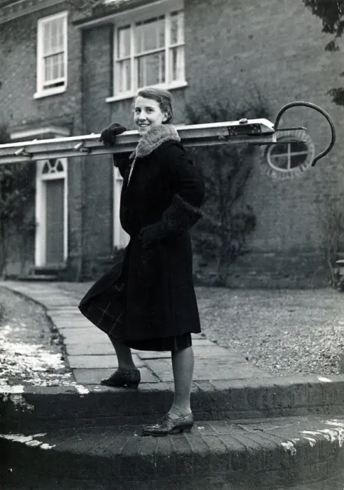 Framed Print : Rene Fraser at Buntingford carrying a climbing ladder Framed Print : Rene Fraser at Buntingford carrying a climbing ladder
