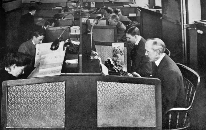 Framed Print : Reporters writing up their stories at the Daily Chronicle Framed Print : Reporters writing up their stories at the Daily Chronicle