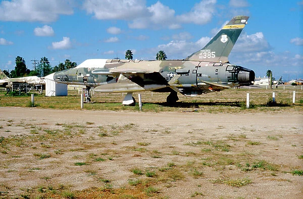 Republic F-105D Thunderchief 60-5385