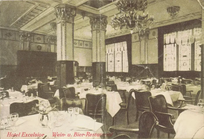 Framed Print : The restaurant at the Hotel Excelsior, Berlin, 1920s Framed Print : The restaurant at the Hotel Excelsior, Berlin, 1920s