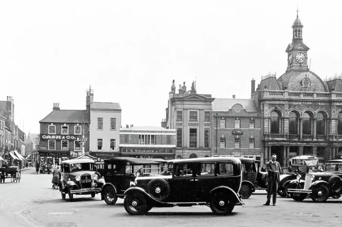 Framed Print : Retford Market Square probably 1930s Framed Print : Retford Market Square probably 1930s