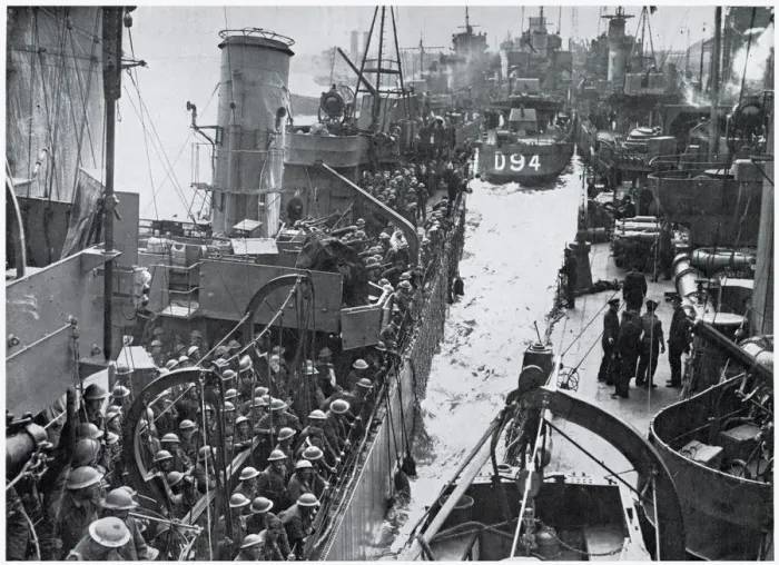 Framed Print : Return of British Expeditionary Force from Dunkirk, WW2 Framed Print : Return of British Expeditionary Force from Dunkirk, WW2