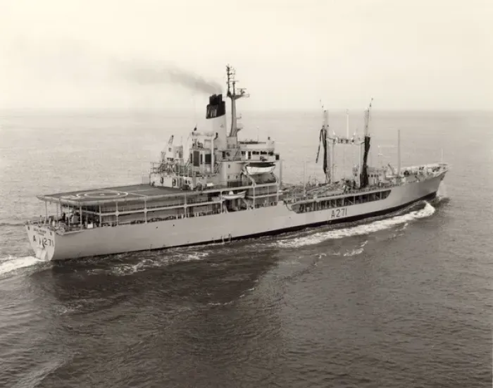 Framed Print : RFA Gold Rover (A271) Framed Print : RFA Gold Rover (A271)
