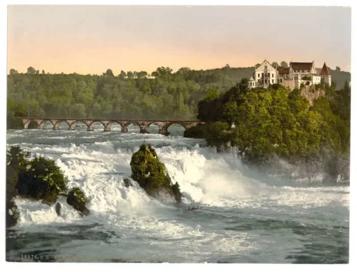 Framed Print : Rheinfall mit Schloss Laufen, Schiffchen Framed Print : Rheinfall mit Schloss Laufen, Schiffchen