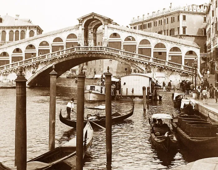 Framed Print : Rialto Bridge Venice Italy early 1900s Framed Print : Rialto Bridge Venice Italy early 1900s