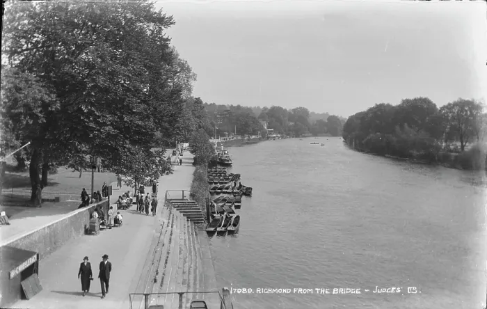 Framed Print : Richmond from the Bridge Framed Print : Richmond from the Bridge