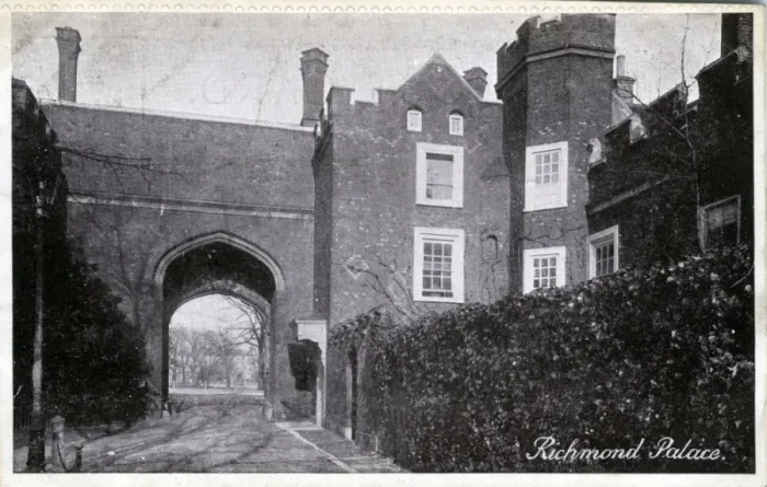 Framed Print : Richmond Palace, Richmond, London Framed Print : Richmond Palace, Richmond, London