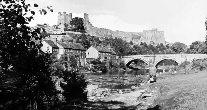 Framed Print : Richmond, Yorkshire in the 1930s Framed Print : Richmond, Yorkshire in the 1930s
