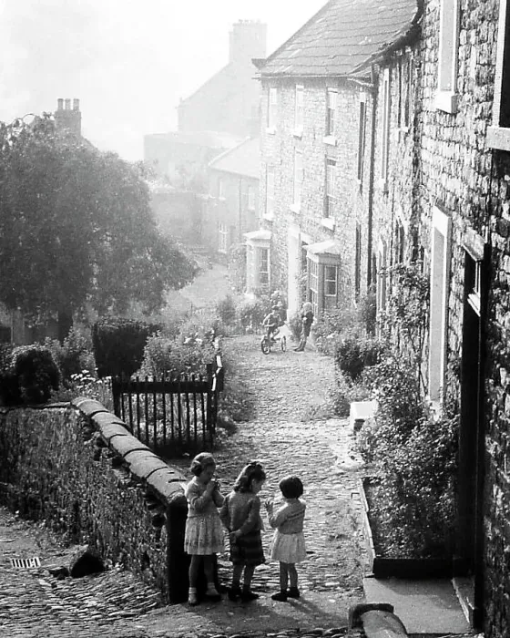 Framed Print : Richmond Yorkshire Children Playing 1940s Framed Print : Richmond Yorkshire Children Playing 1940s