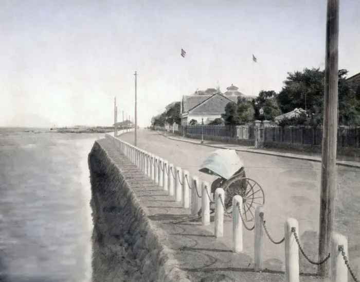 Framed Print : Rickshaw on the bund, Yokohama, Japan, c. 1880 Framed Print : Rickshaw on the bund, Yokohama, Japan, c. 1880