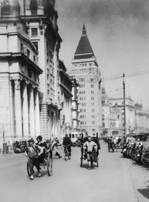 Framed Print : Rickshaws in Shanghai Framed Print : Rickshaws in Shanghai