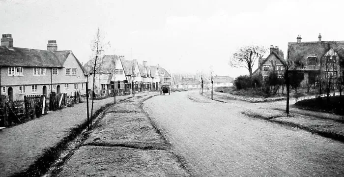 Framed Print : Ridge Road, Letchworth Garden City, early 1900s Framed Print : Ridge Road, Letchworth Garden City, early 1900s