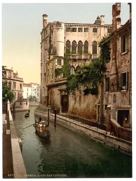 Rio San Trovaso and palace, Venice, Italy