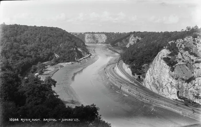 Framed Print : River Avon at Judges Lookout Framed Print : River Avon at Judges Lookout