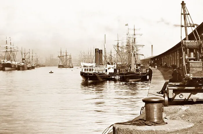Framed Print : River Clyde, Glasgow