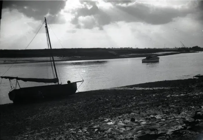 Framed Print : The River Crouch, Kent Framed Print : The River Crouch, Kent