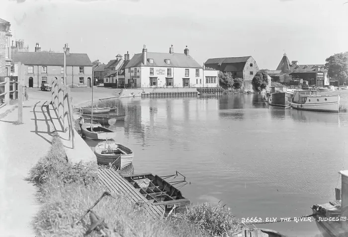 Framed Print : The River in Ely Framed Print : The River in Ely