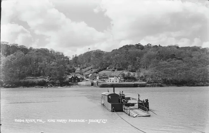 Framed Print : River Fal at King Harry Passage Framed Print : River Fal at King Harry Passage