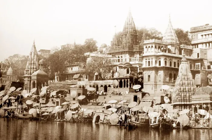 Framed Print : River Ganges, Benares, India Framed Print : River Ganges, Benares, India