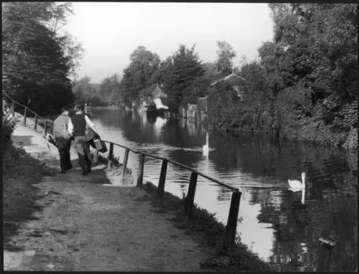 Framed Print : The River Lea Framed Print : The River Lea