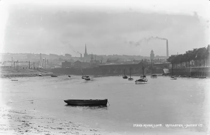 Framed Print : River Lune in Lancaster Framed Print : River Lune in Lancaster