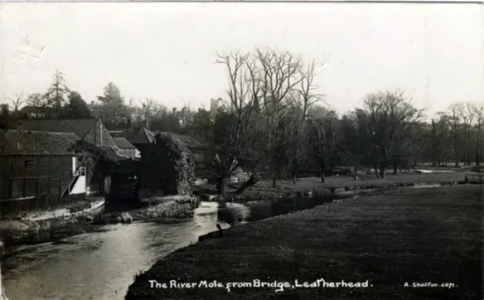Framed Print : River Mole, Leatherhead, Surrey Framed Print : River Mole, Leatherhead, Surrey