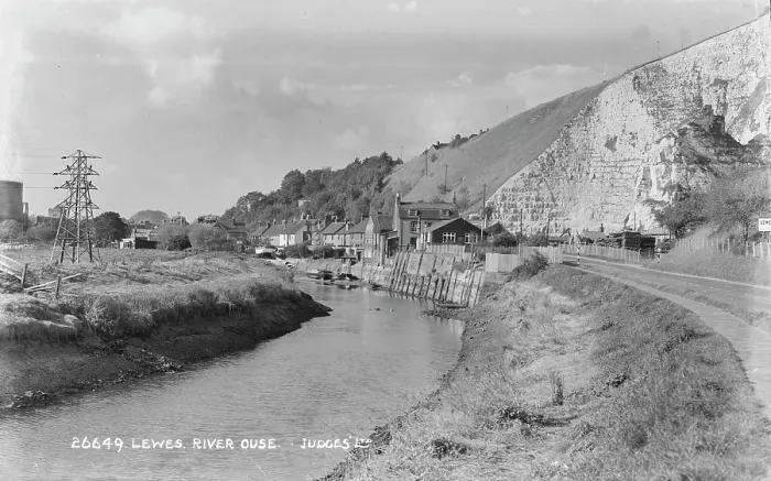Framed Print : River Ouse in Lewes Framed Print : River Ouse in Lewes