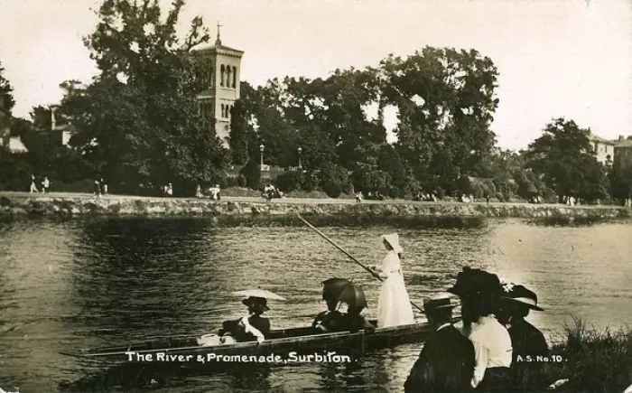 Framed Print : River & Promenade, Surbiton, London Framed Print : River & Promenade, Surbiton, London
