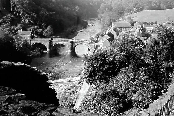 River Swale, Richmond, Yorkshire in the 1940 / 50s