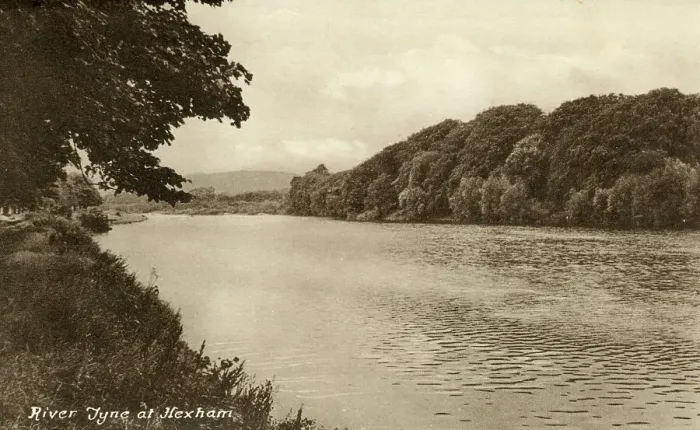 Framed Print : River Tyne at Hexham, Northumberland