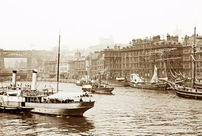 Framed Print : River Tyne, Newcastle upon Tyne, Victorian period Framed Print : River Tyne, Newcastle upon Tyne, Victorian period