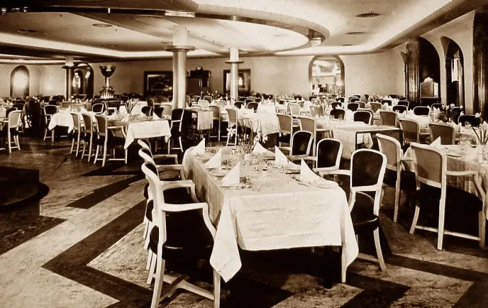 Framed Print : RMMV Athlone Castle 1st Class dining saloon, Union-Castle Framed Print : RMMV Athlone Castle 1st Class dining saloon, Union-Castle
