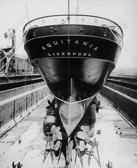 Framed Print : RMS Aquitania in dry dock Framed Print : RMS Aquitania in dry dock