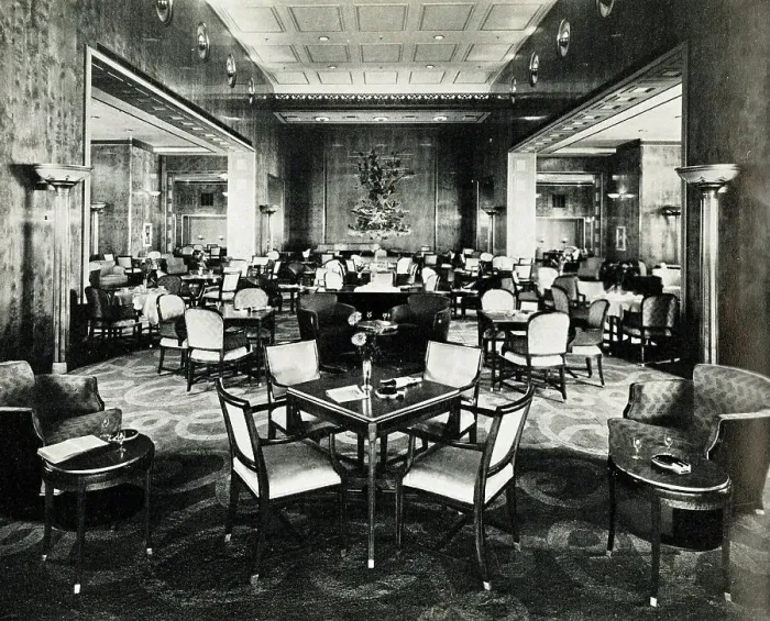 Framed Print : RMS Queen Elizabeth, Main Lounge Framed Print : RMS Queen Elizabeth, Main Lounge